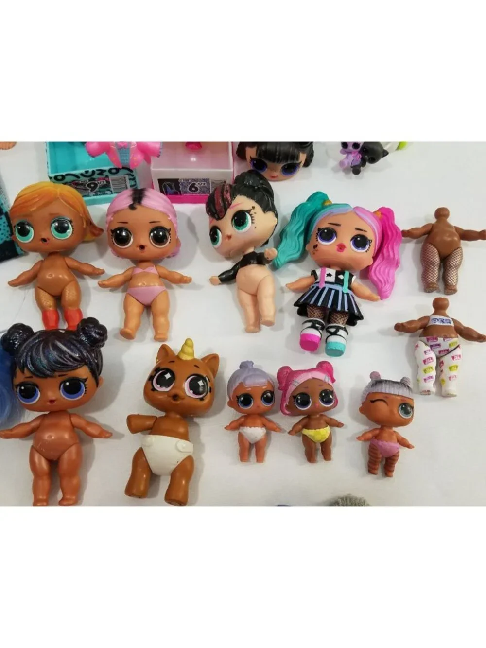 LOL Surprise Dolls & Accessories Lot of 50+ pieces Outfits Shoes Bags skateboard